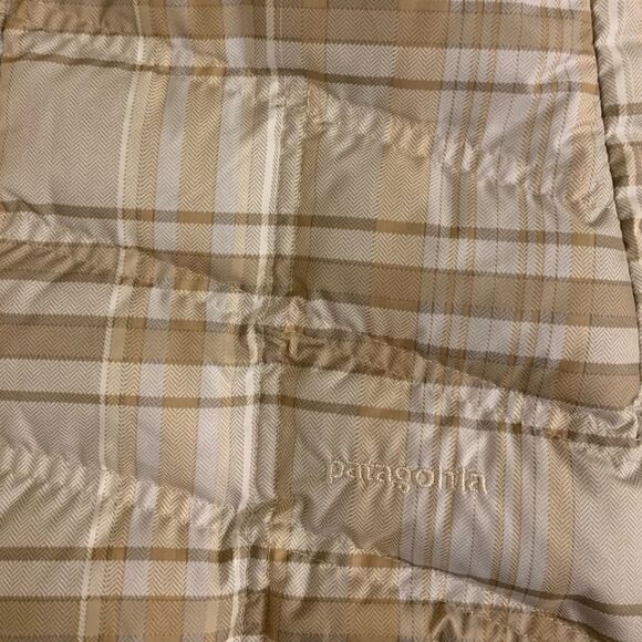 Patagonia Puffer Vest  - Picture 3 of 5